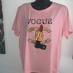 New Chanel  Vogue pearl embellished T-shirt Bling!!! Wow
